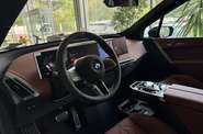 BMW iX - фото 6
