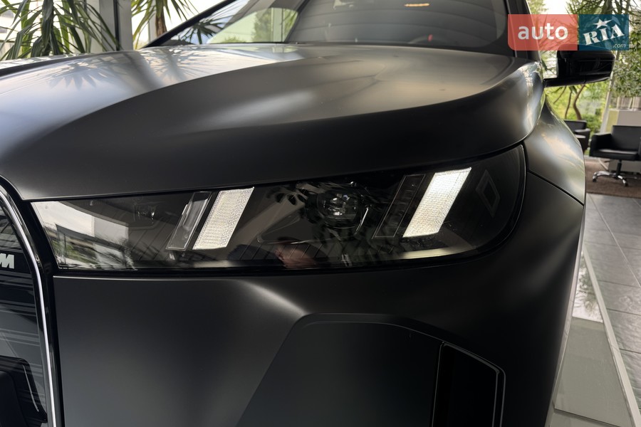 BMW iX - фото 10