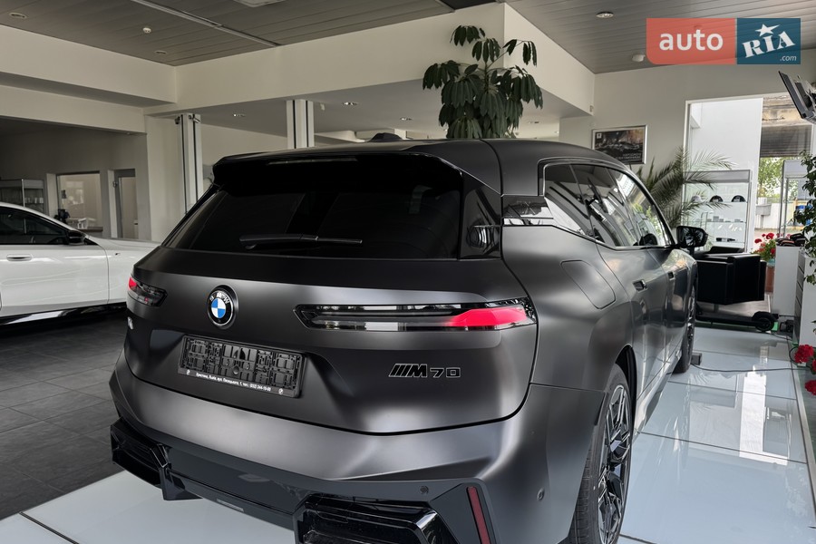 BMW iX - фото 5