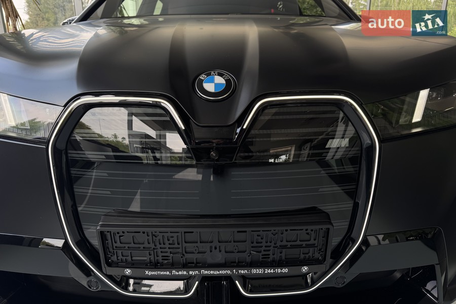 BMW iX - фото 11