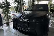 BMW iX - фото 1
