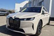 BMW iX Base