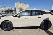 BMW iX Base