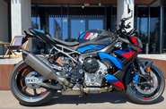 BMW M 1000R M Competition Package