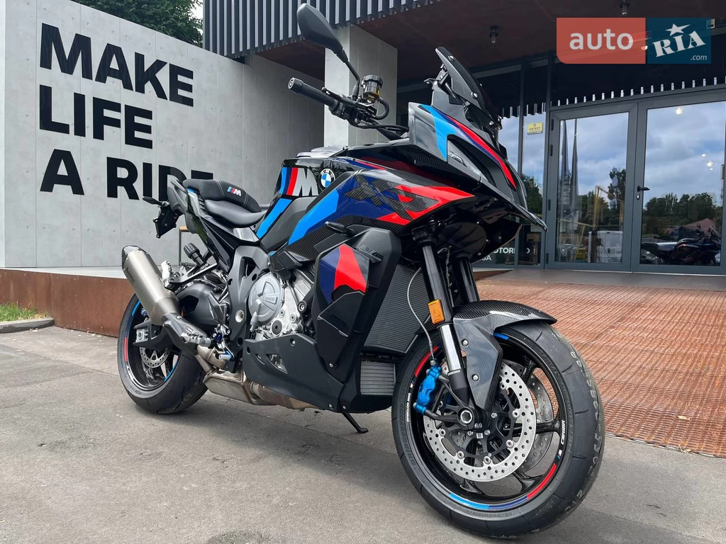 BMW M 1000XR Base