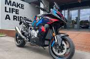 BMW M 1000XR Base