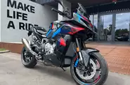 BMW M 1000XR Base