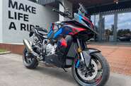 BMW M 1000XR Base