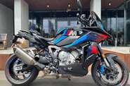 BMW M 1000XR Base