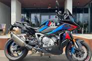 BMW M 1000XR Base