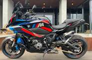 BMW M 1000XR Base