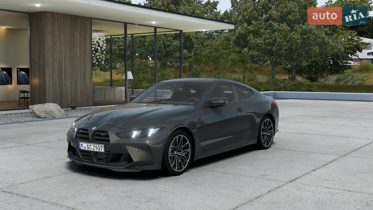 BMW M4 M Race Track