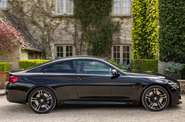 BMW M4 Base