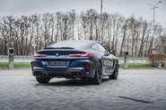 BMW M8 Base
