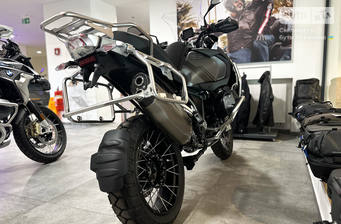 BMW R 1250GS 2023 Style Triple Black