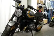 BMW R 12 Base