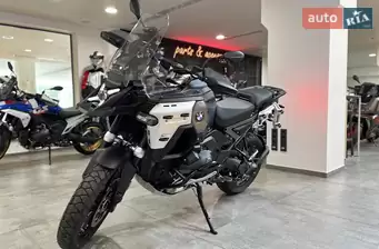 BMW R 1300GS Adventure BMW R 1300GS Adventure
