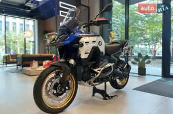 BMW R 1300GS Adventure BMW R 1300GS Adventure