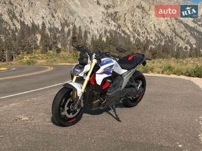 BMW R 1300R 2026 Perfomance