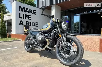 BMW R nineT