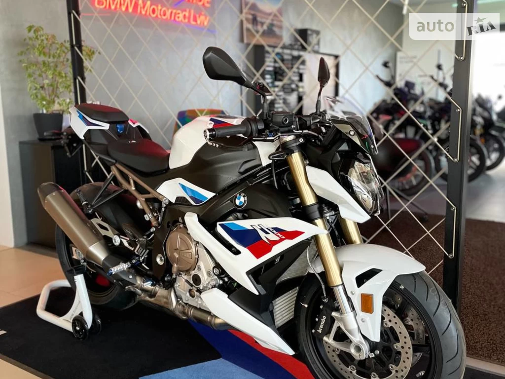 BMW S 1000R Base