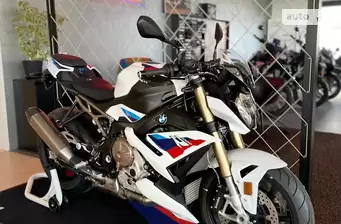 BMW S 1000R