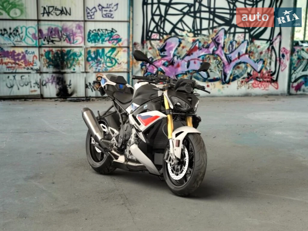 BMW S 1000R Base