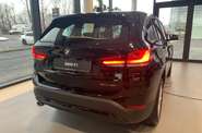 BMW X1 Base