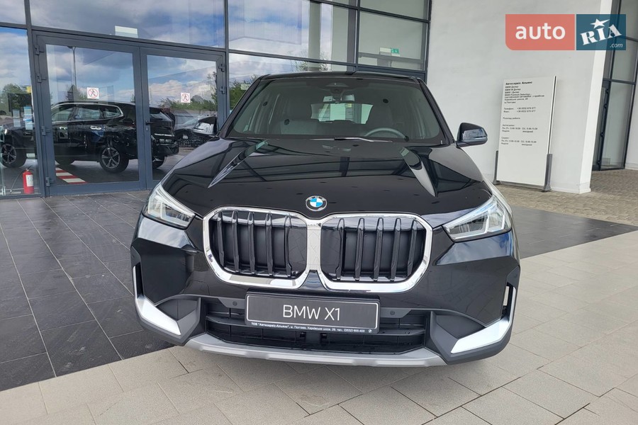 BMW X1 - фото 2