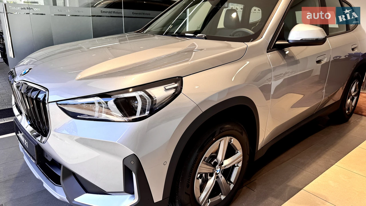 BMW X1 xLine