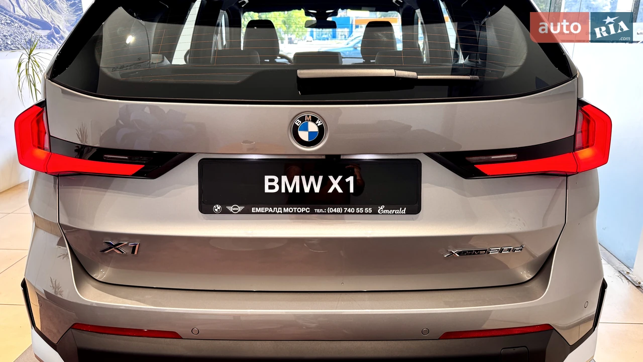 BMW-12