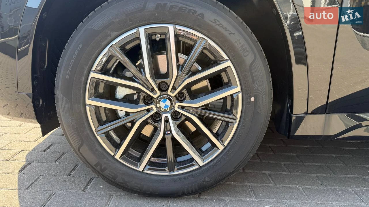 BMW-8
