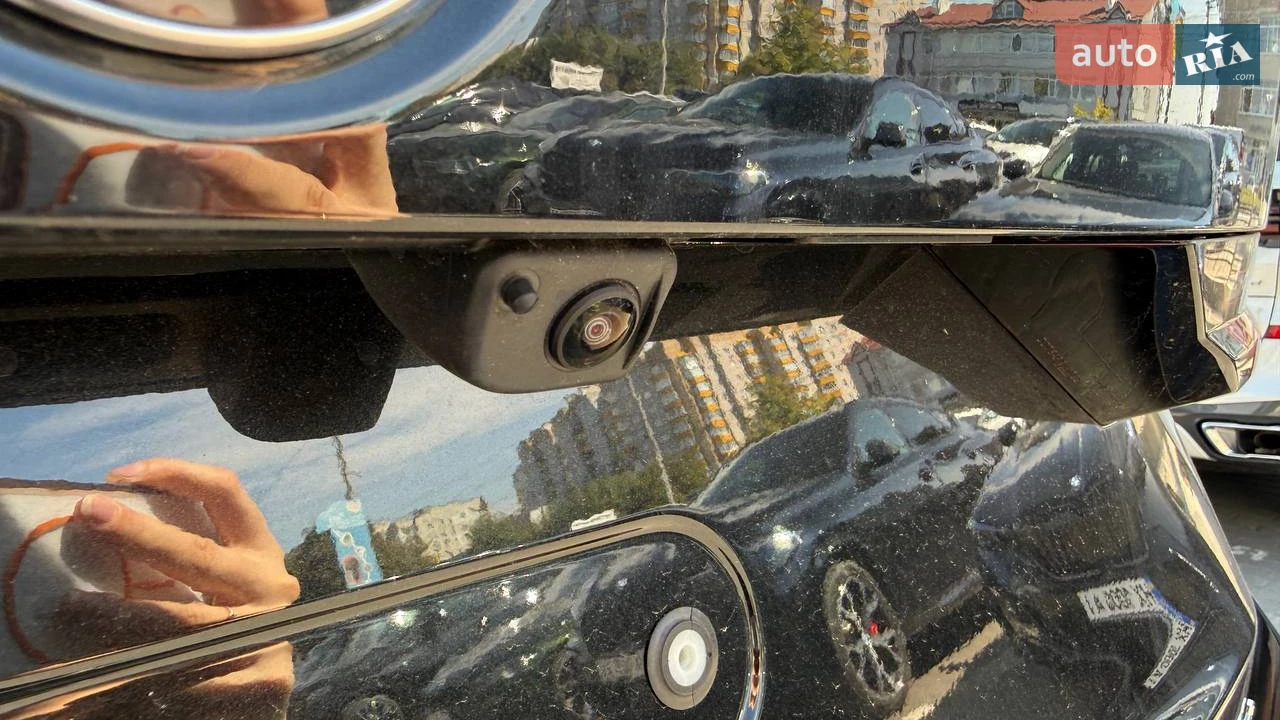 BMW-18