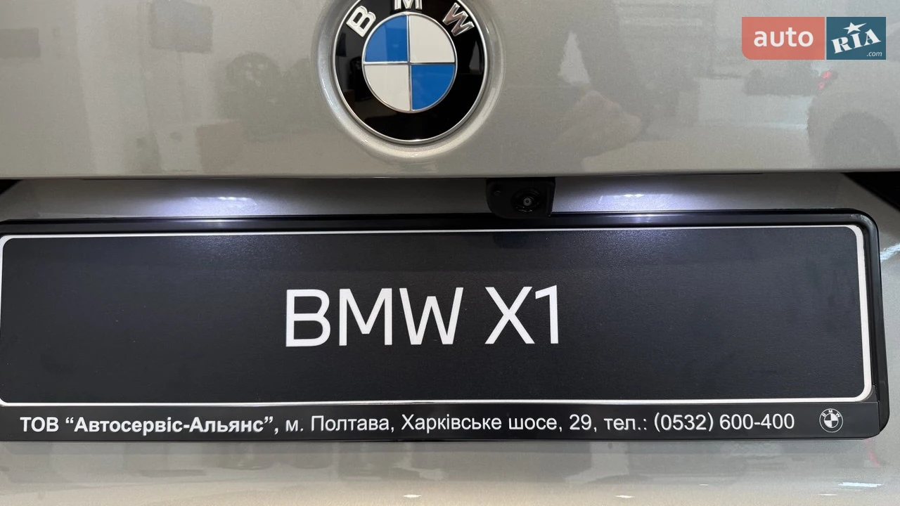 BMW-8