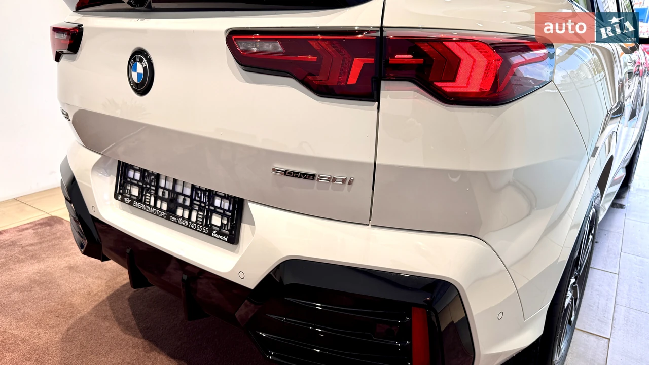 BMW-12