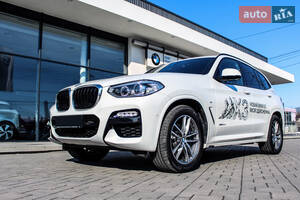BMW X3 2018 года