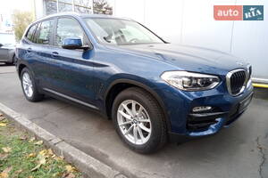 BMW X3 2018 года