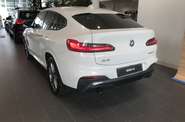 BMW X4 Base