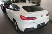 BMW X4 Base