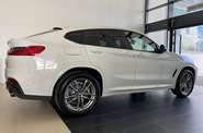 BMW X4 Base