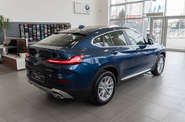 BMW X4 Base