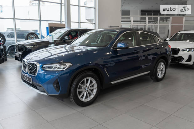 BMW X4 Base