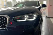 BMW X4 Base