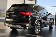 BMW X5 Base