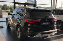 BMW X5 Base