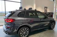 BMW X5 Base