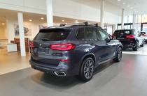 BMW X5 Base