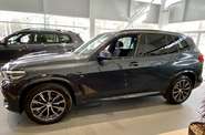 BMW X5 Base