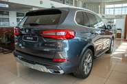 BMW X5 Base