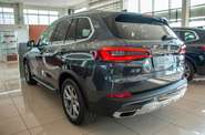 BMW X5 Base